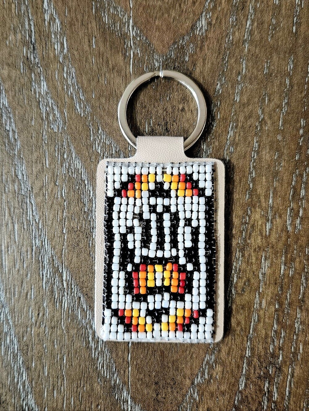 Beaded Rectangular Keychain - Native Design - Bear Paw - Picture 3 of 5